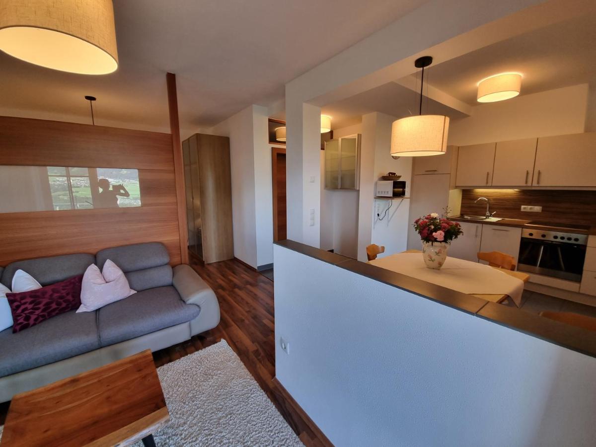 Appartment Schwarzenauer 뮤터스 외부 사진